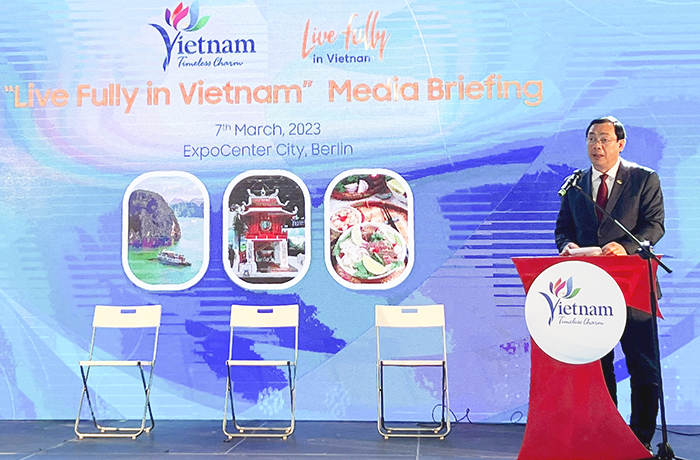 Tổng cục trưởng Tổng cục Du lịch Nguyễn Trùng Khánh: “Tôi mong muốn được chào đón bạn trở lại Việt Nam”